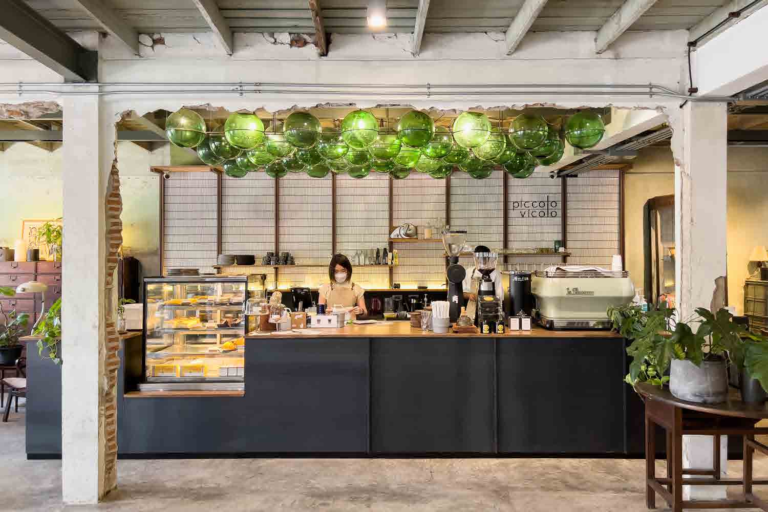 Piccolo vicolo cafe_ galeloasis
