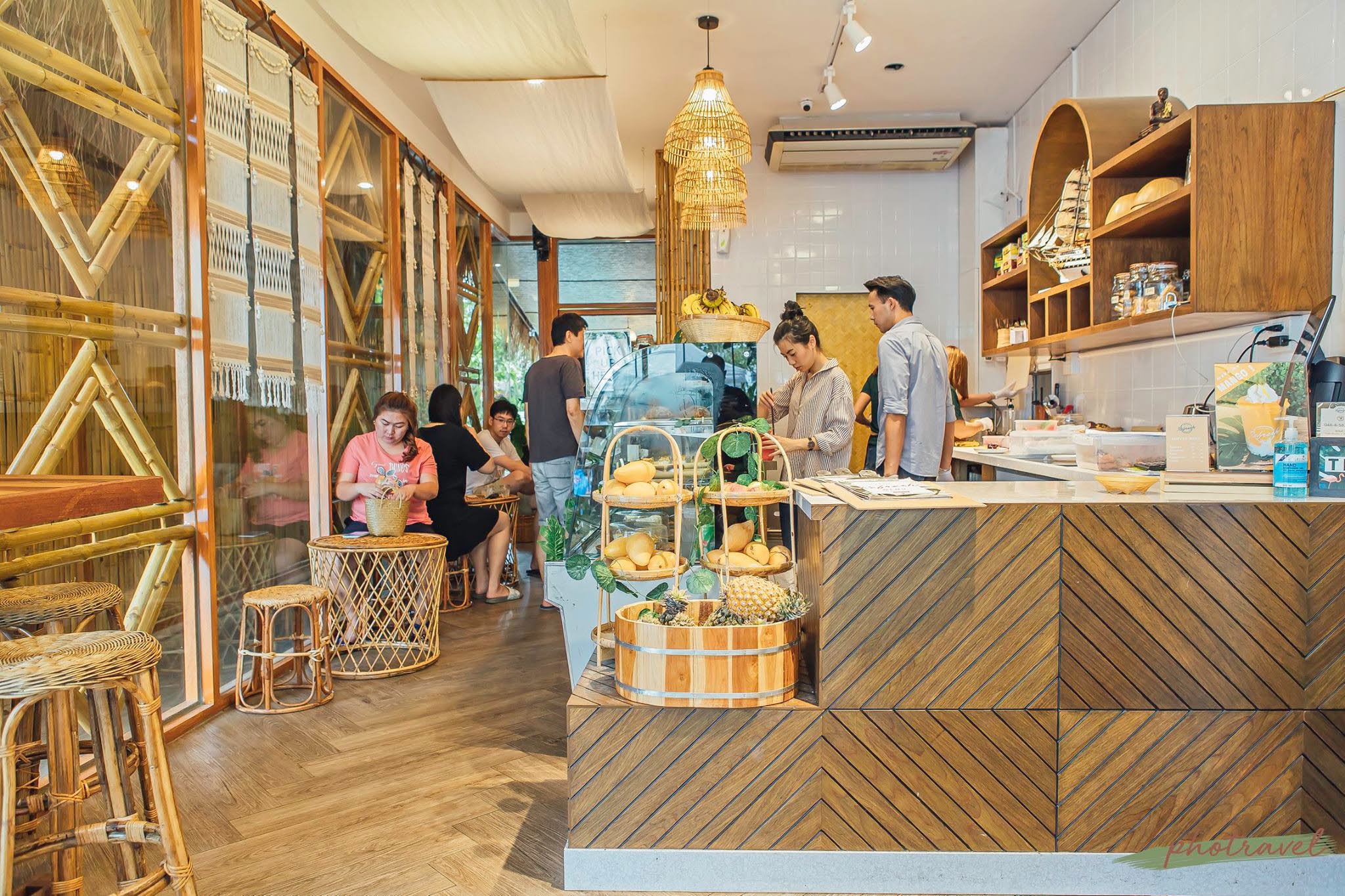 Refresh.tropicalcafe photo 1